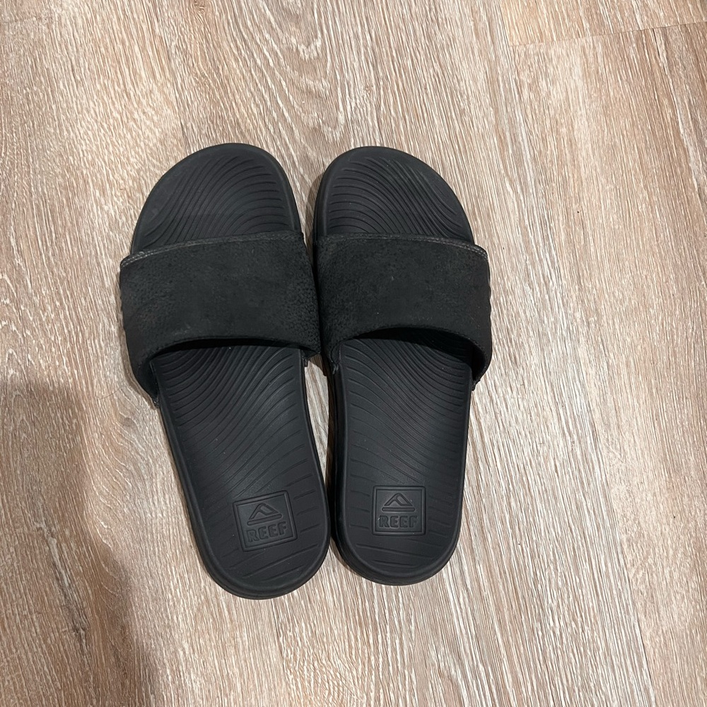 Reef slides